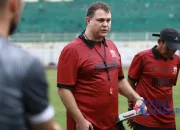 Coach Baru, Semangat Baru: Madura United Resmi Tunjuk Carlos Parreira sebagai Nahkoda Tim