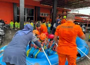 Siswa TK DWP Semampir Kenal Lebih Dekat Tugas Basarnas Lewat Kunjungan Edukatif ke Kantor SAR Surabaya
