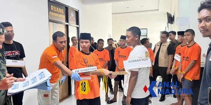 12 Adegan Kunci Direkonstruksi, Polisi Perjelas Peran Pelaku Tawuran Maut di Pamekasan