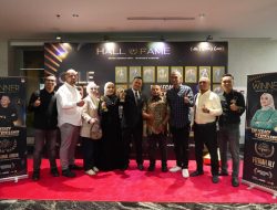 Dampingi Suami Raih Award, Fitriah Ali Turut Sabet Successful Womenpreneur Award 2026